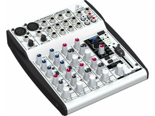 Mixážny pult UB 1002 FX